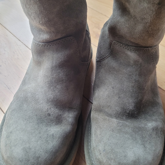 UGG Australia 1895 Retro Cargo Boots - Picture 8 of 8